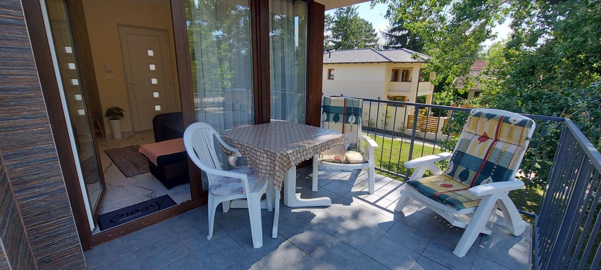 Balatoni Aranyparti Apartmanok Сиофок Екстериор снимка